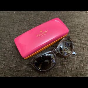 KATE SPADE NEW YORK MEGHAN SUNGLASSES